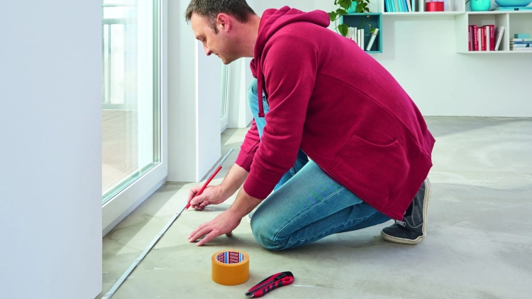 flooring-tape-extra-strong-hold_step1of9.jpg